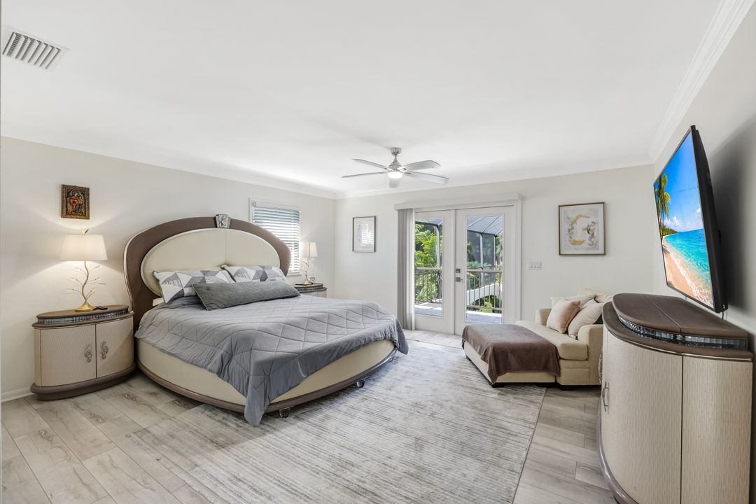 2061 Santa Barbara Blvd, Naples, FL 34116