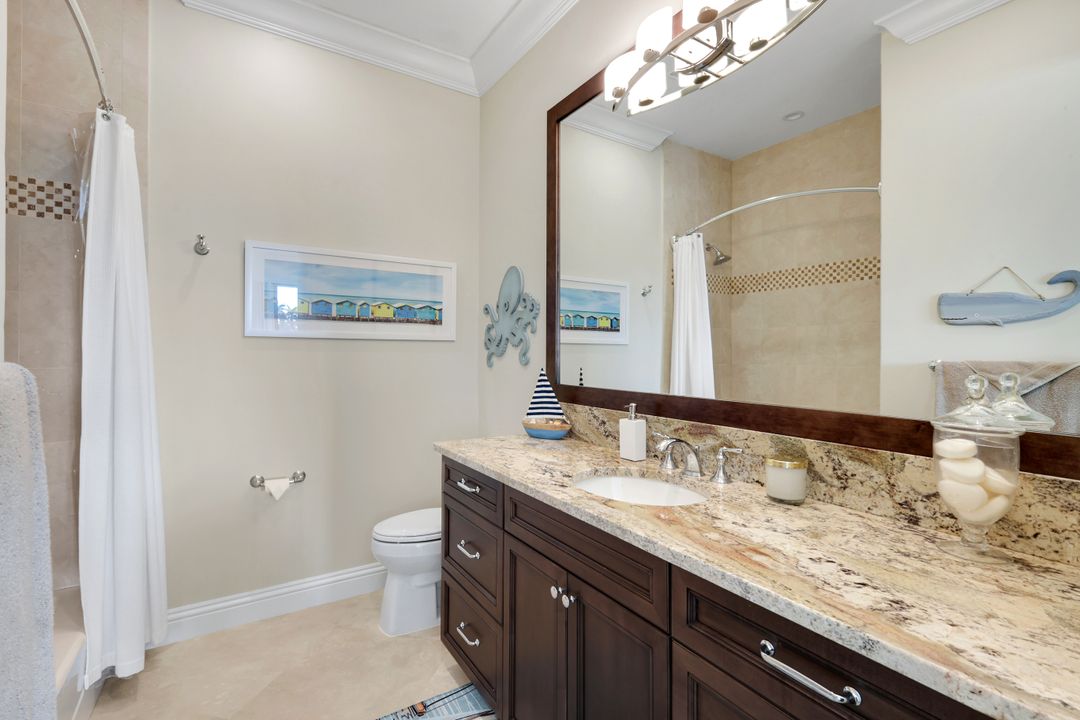 80 Anchor Ct, Marco Island, FL 34145