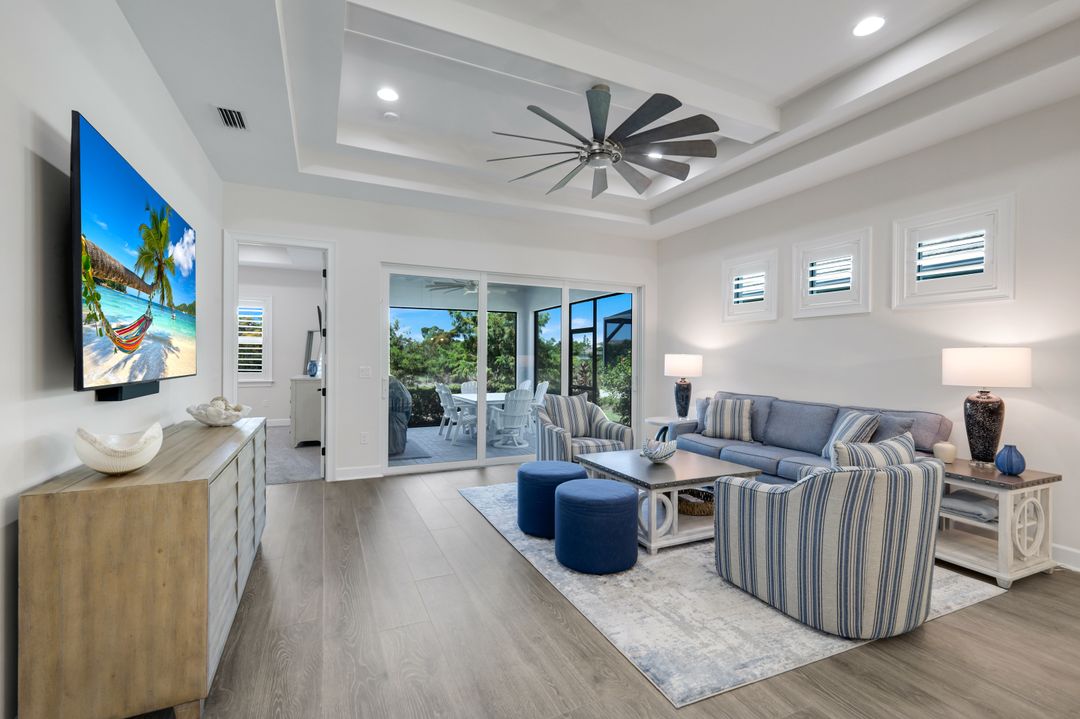 6847 Saona CT, Naples, FL 34113