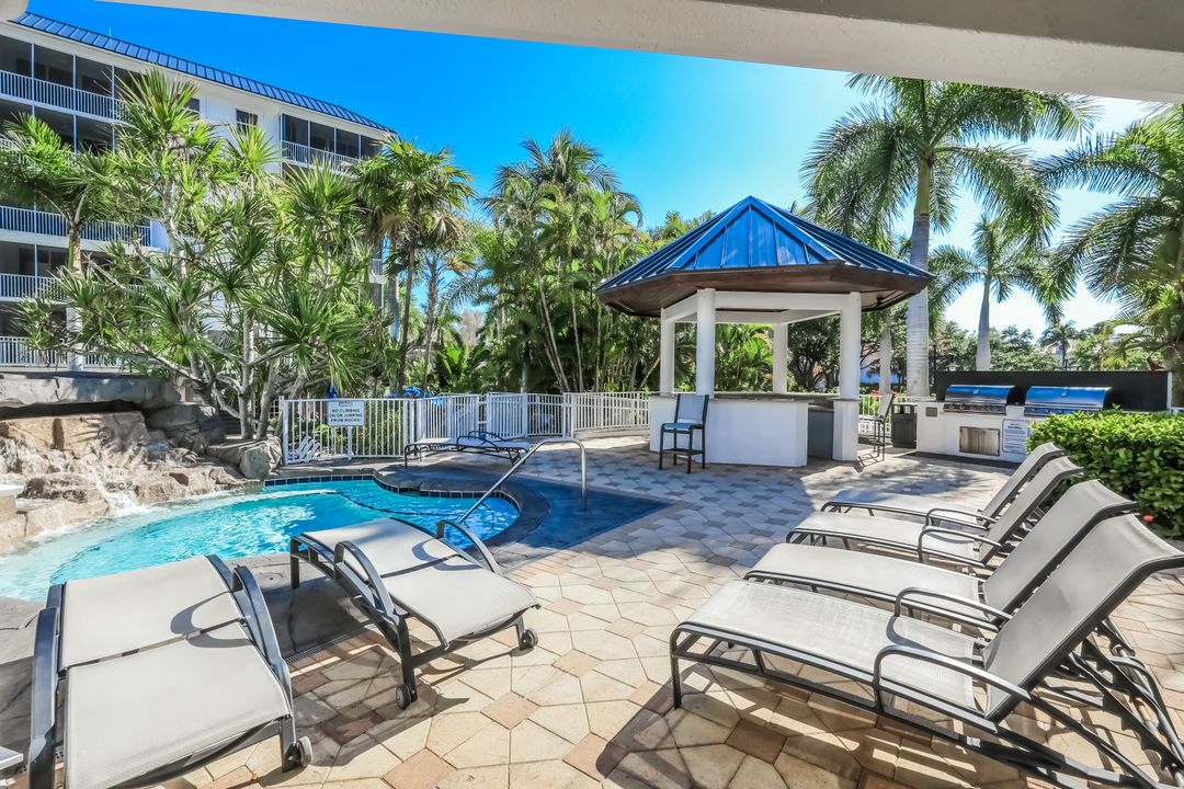 450 Launch Cir #501, Naples, FL 34108