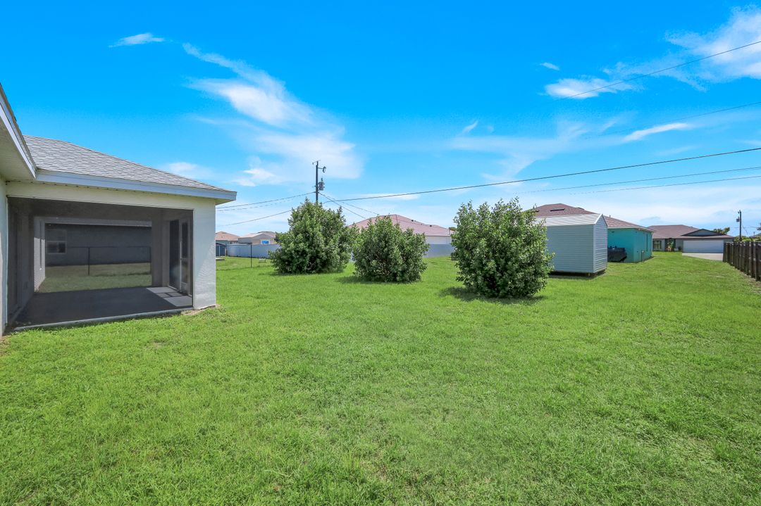 1317 NE 9th Ave, Cape Coral, FL 33909