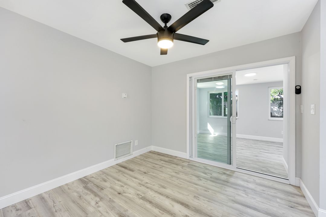 4862 Catalina Dr, Naples, FL 34112