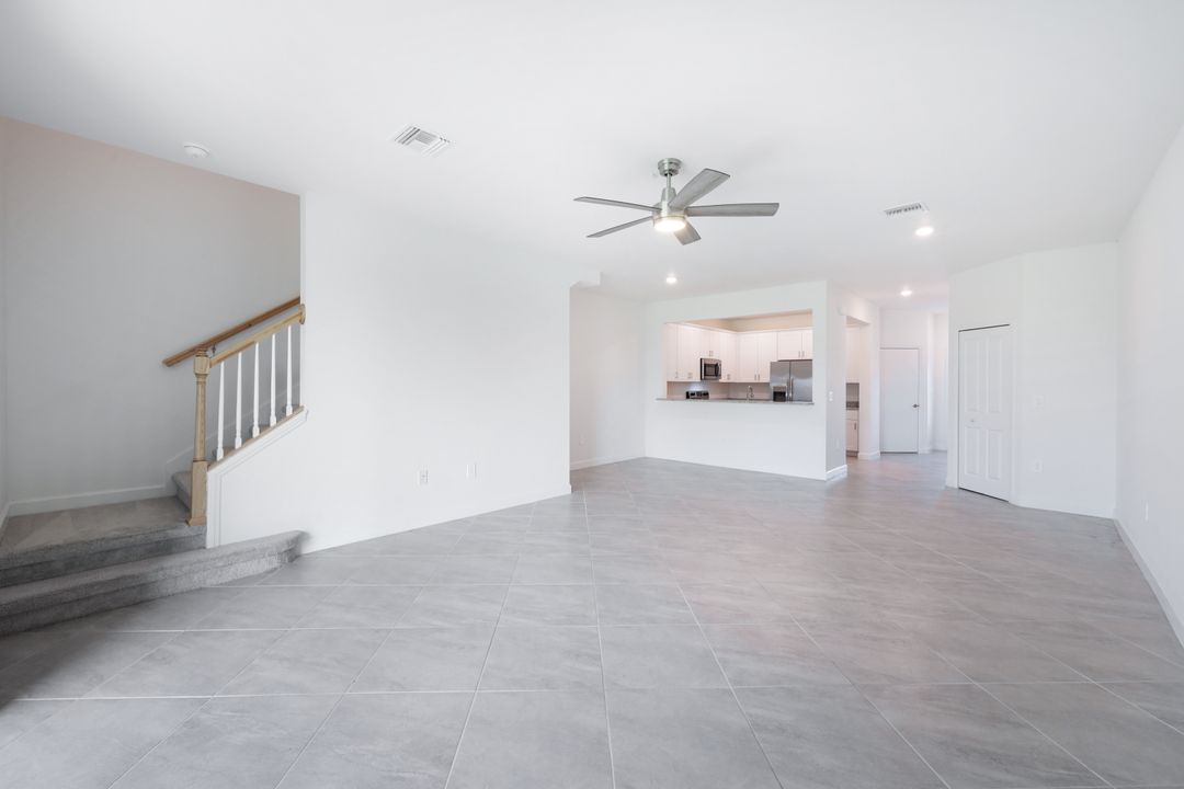 14207 Pine Lodge Ln, Fort Myers, FL 33913