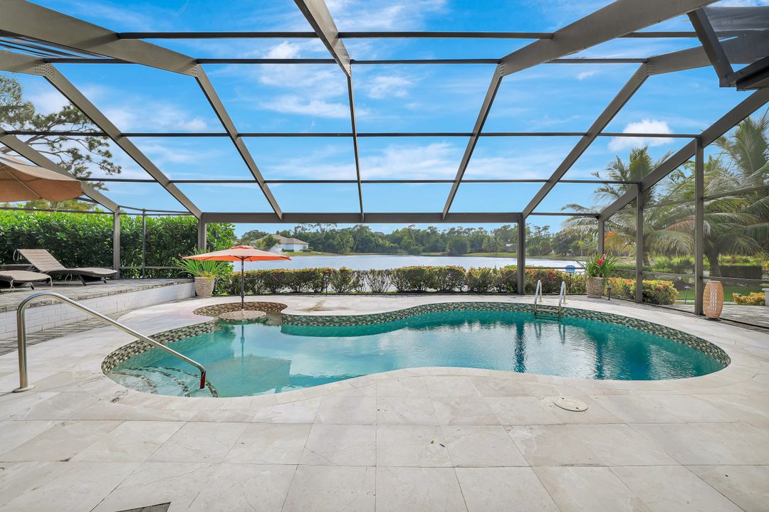 36 Cajeput Dr, Naples, FL 34108