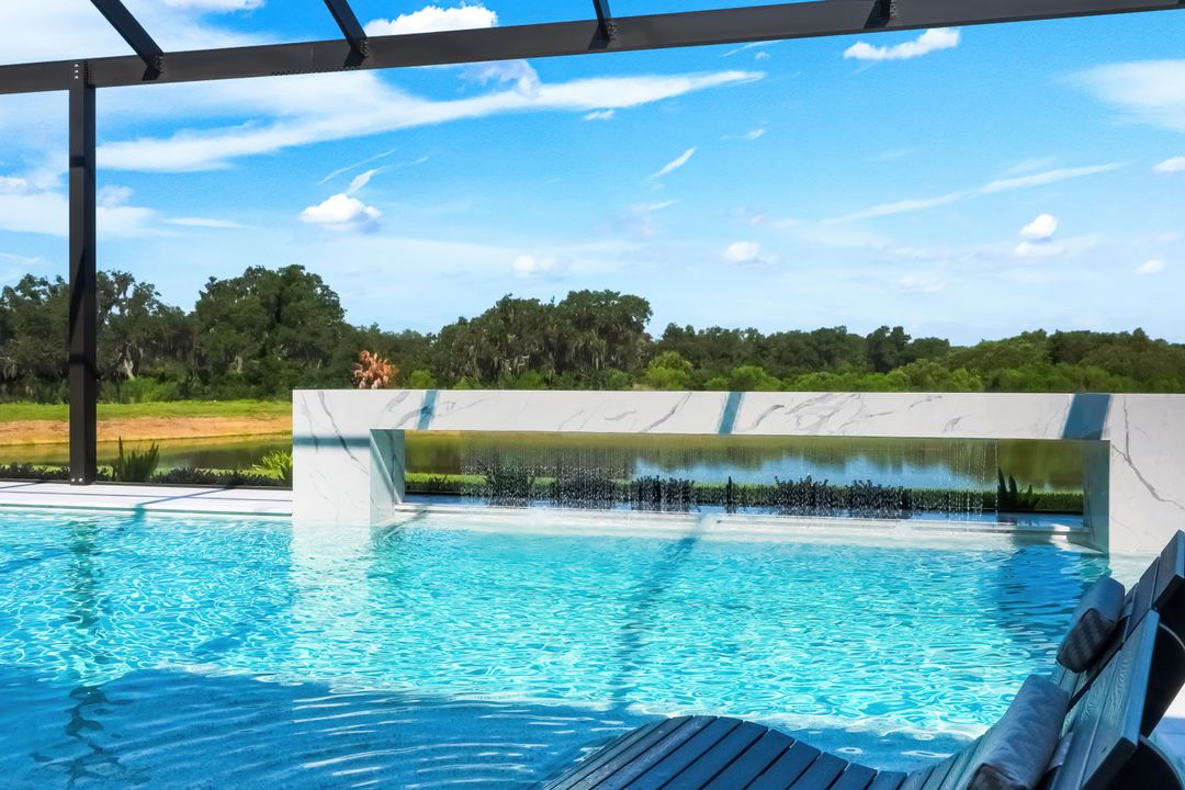 2428 Waterfront Cir, Sarasota, FL 34240