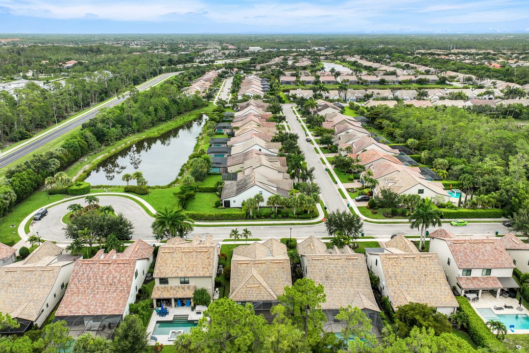 16367 Halberry Ln, Naples, FL 34110