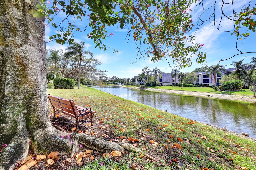 1601 Spoonbill Ln #Unit C, Naples, FL 34105