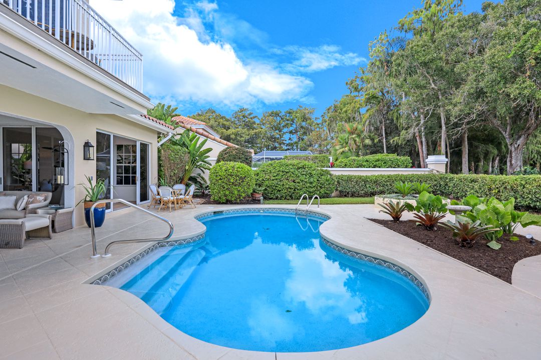 211 Via Napoli, Naples, FL 34105