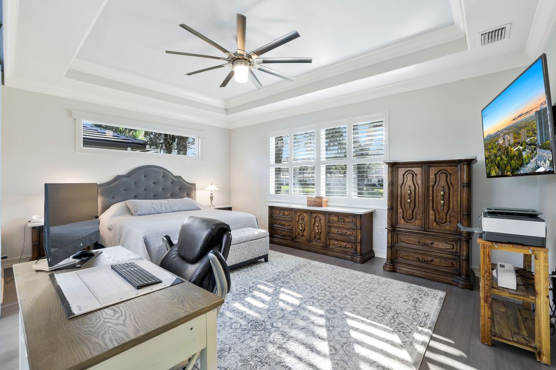 1619 Cayman Ct, Naples, FL 34119