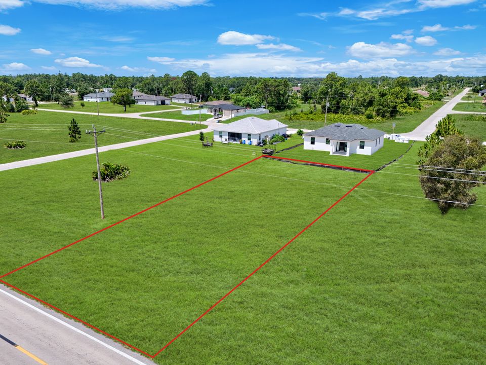 924 Columbus Blvd, Lehigh Acres, FL 33974