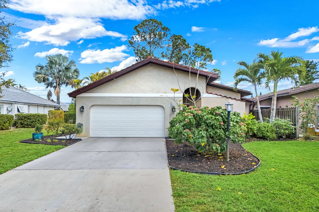 26896 Spanish Gardens Dr, Bonita Springs, FL 34135