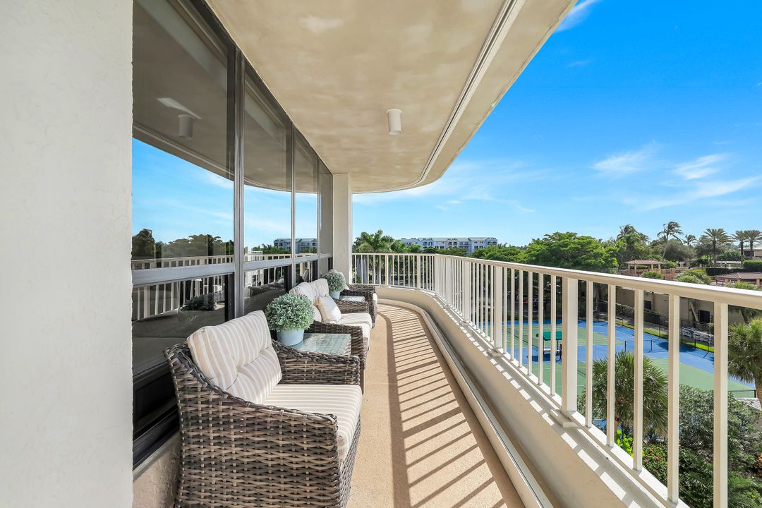 300 S Collier Blvd #401, Marco Island, FL 34145