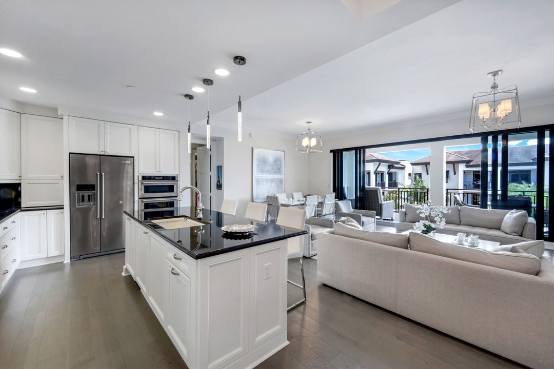 1035 3rd Ave S #508, Naples, FL 34102