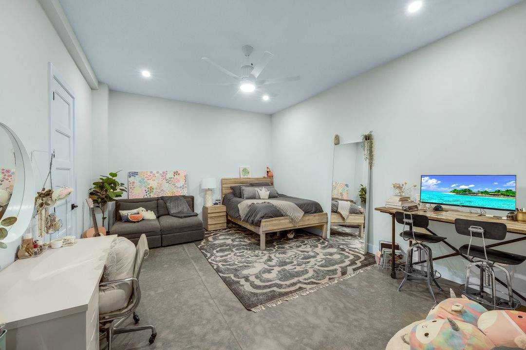 4412 Pinetree Blvd, Saint James City, FL 33956