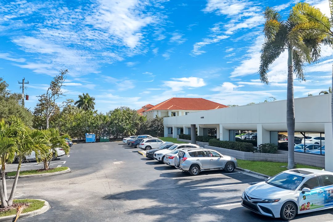 4100 Corporate Square, Naples, FL 34104