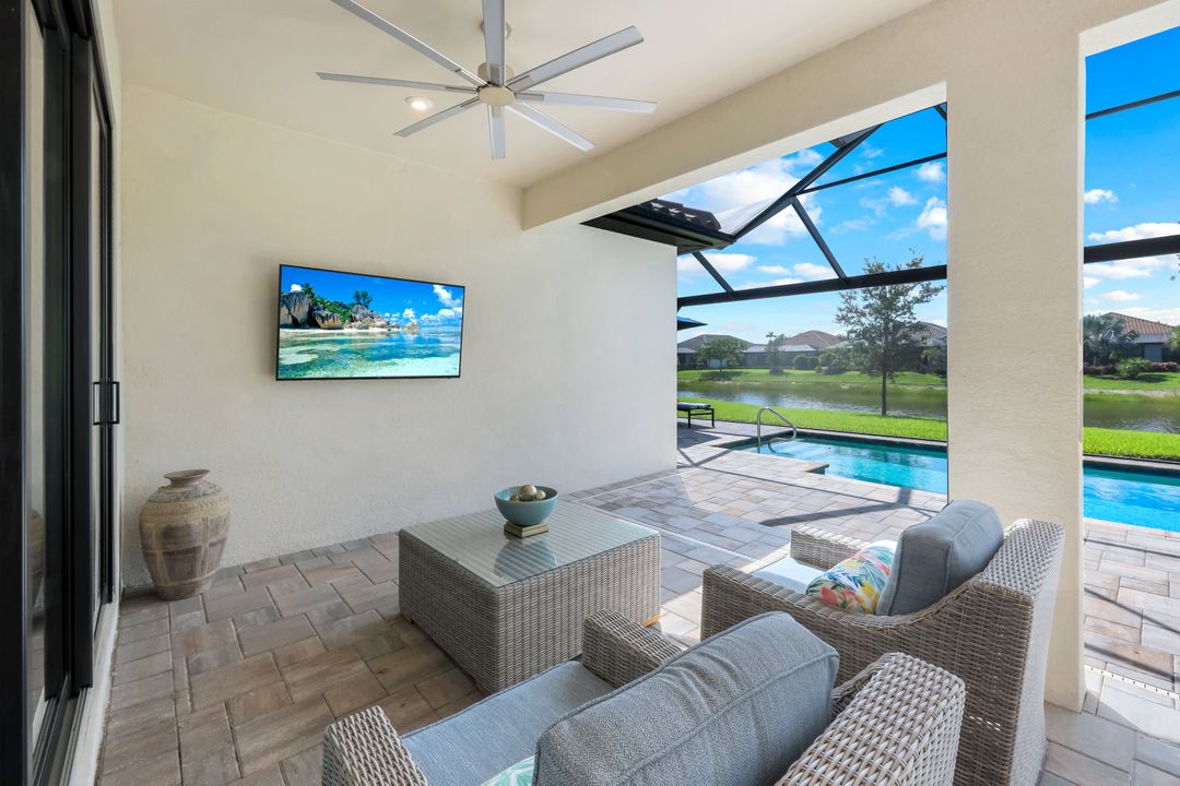 15236 Turin Dr, Naples, FL 34114