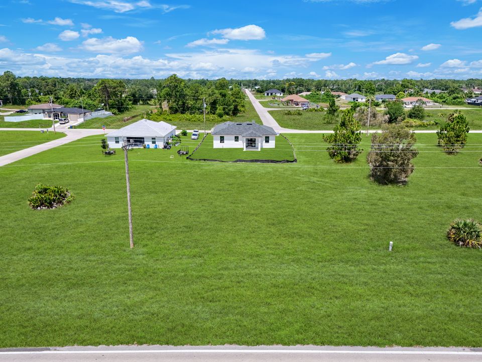 924 Columbus Blvd, Lehigh Acres, FL 33974
