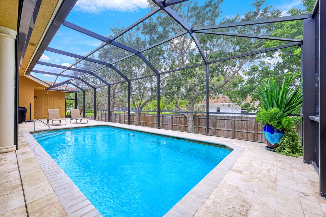 598 Fieldstone Dr, Marco Island, FL 34145