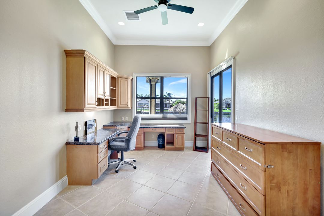 2216 SW 49th Terrace, Cape Coral, FL 33914