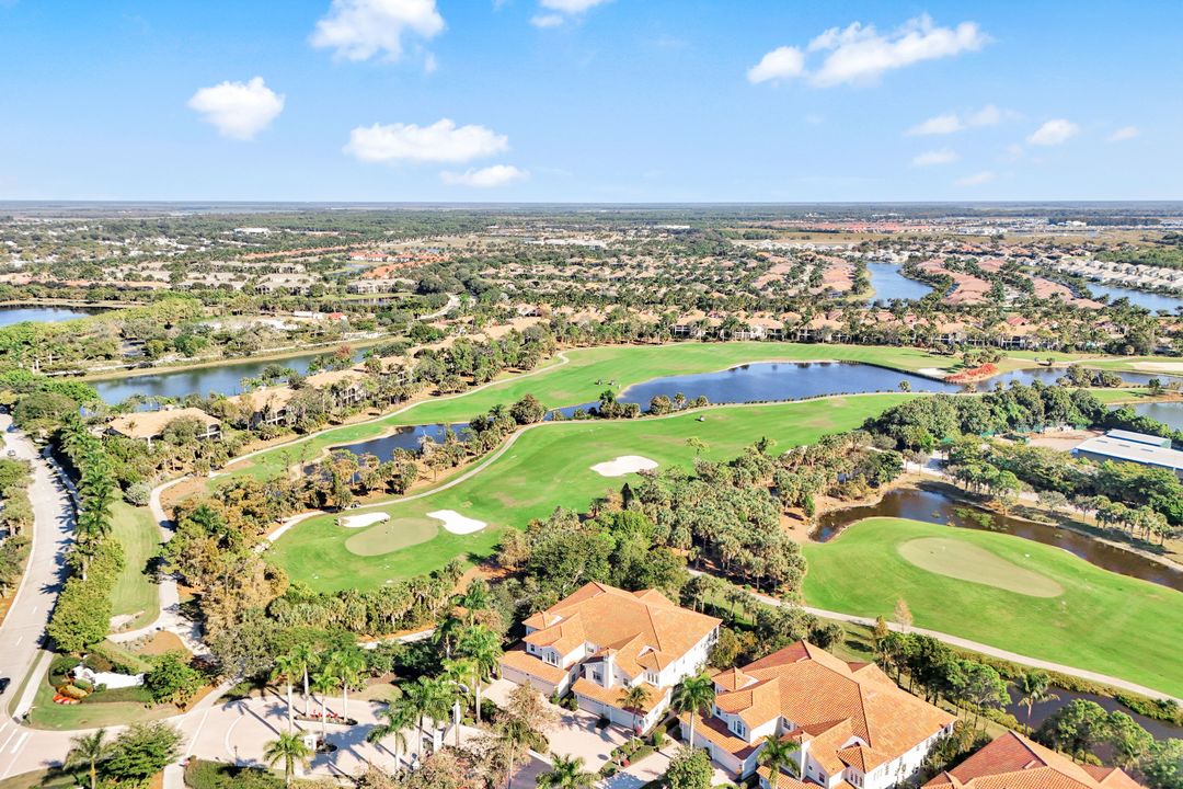 9002 Cascada Way #102, Naples, FL 34114