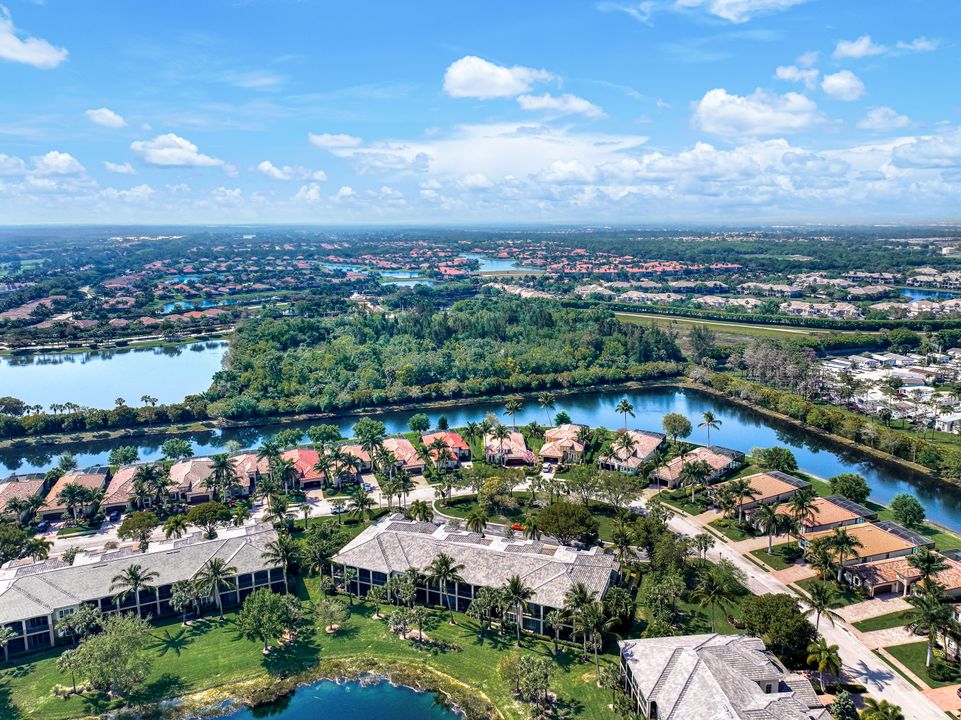 3093 Aviamar Cir #104, Naples, FL 34114