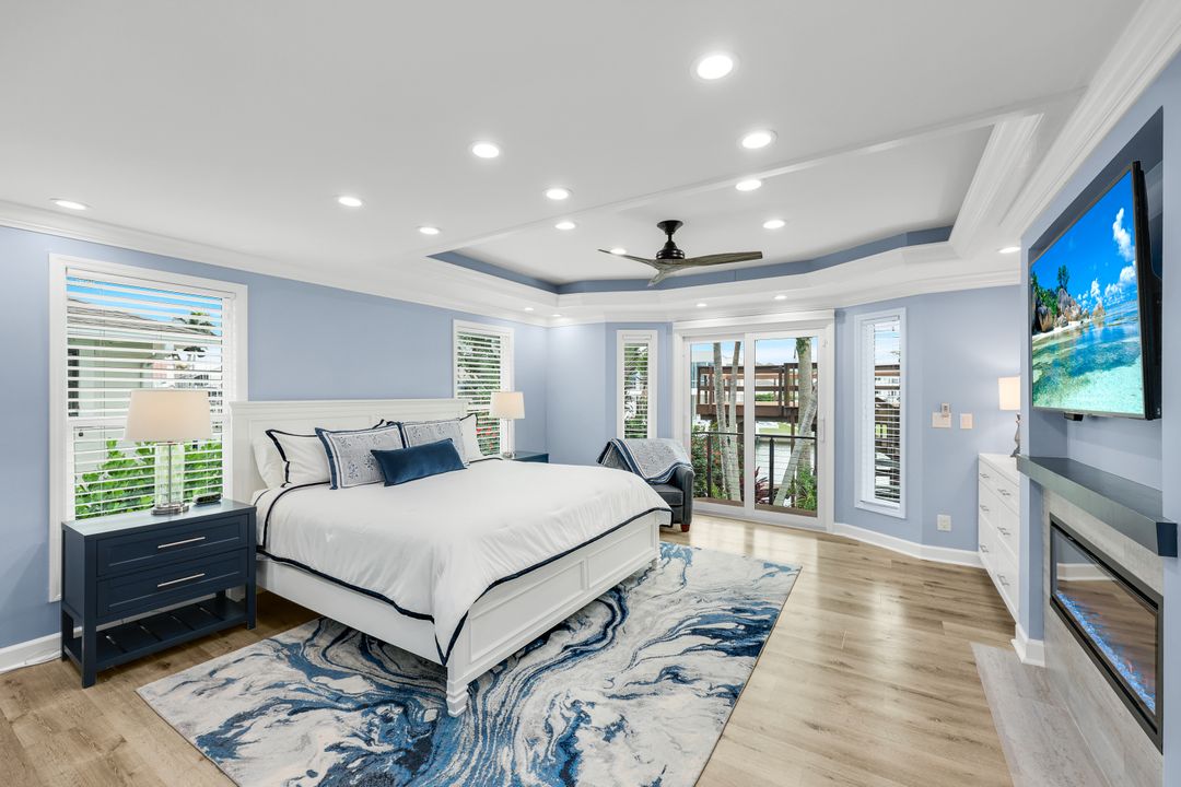 368 Germain Ave, Naples, FL 34108