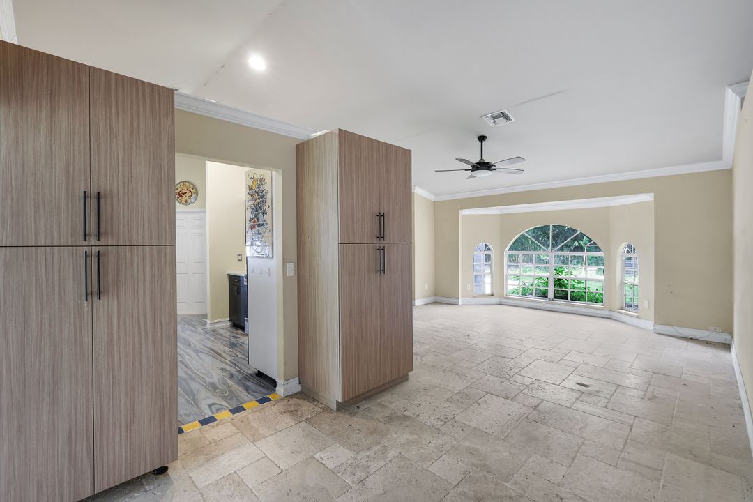341 41st Ave NE, Naples, FL 34120