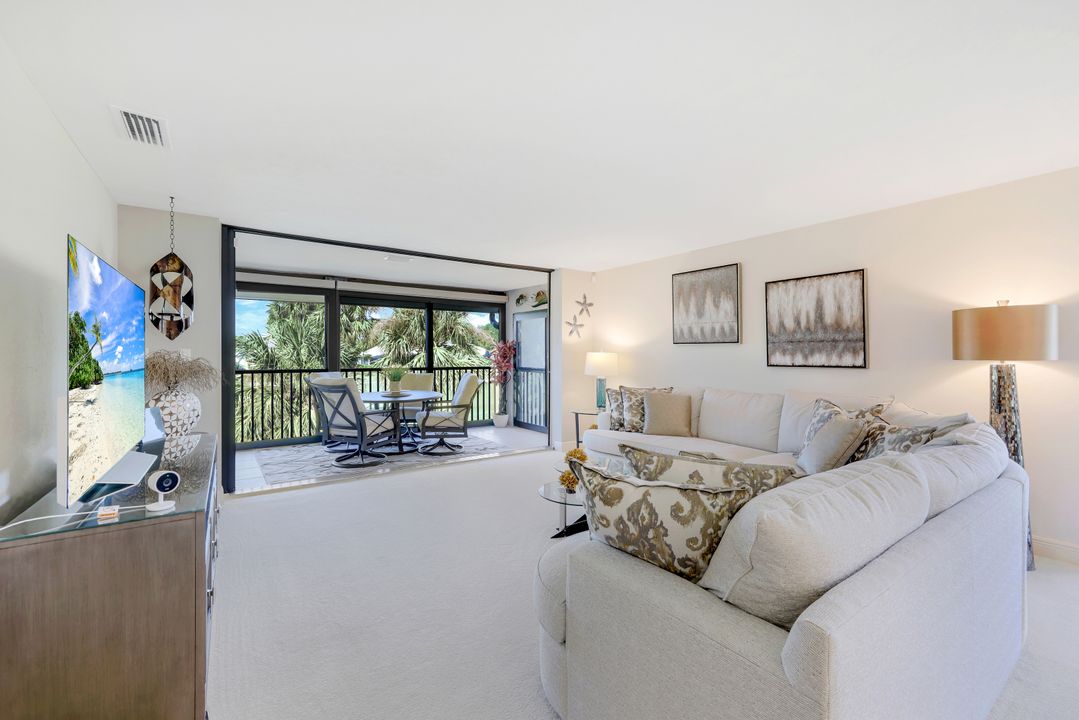 16454 Timberlakes Dr #204, Fort Myers, FL 33908