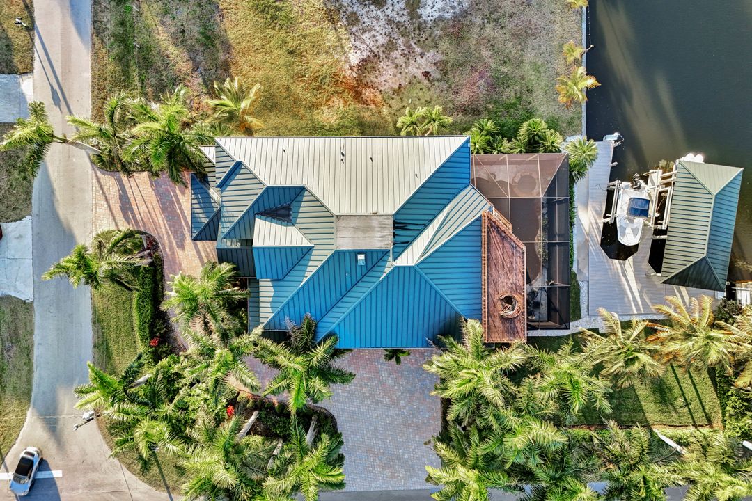 4806 Regal Dr, Bonita Springs, FL 34134