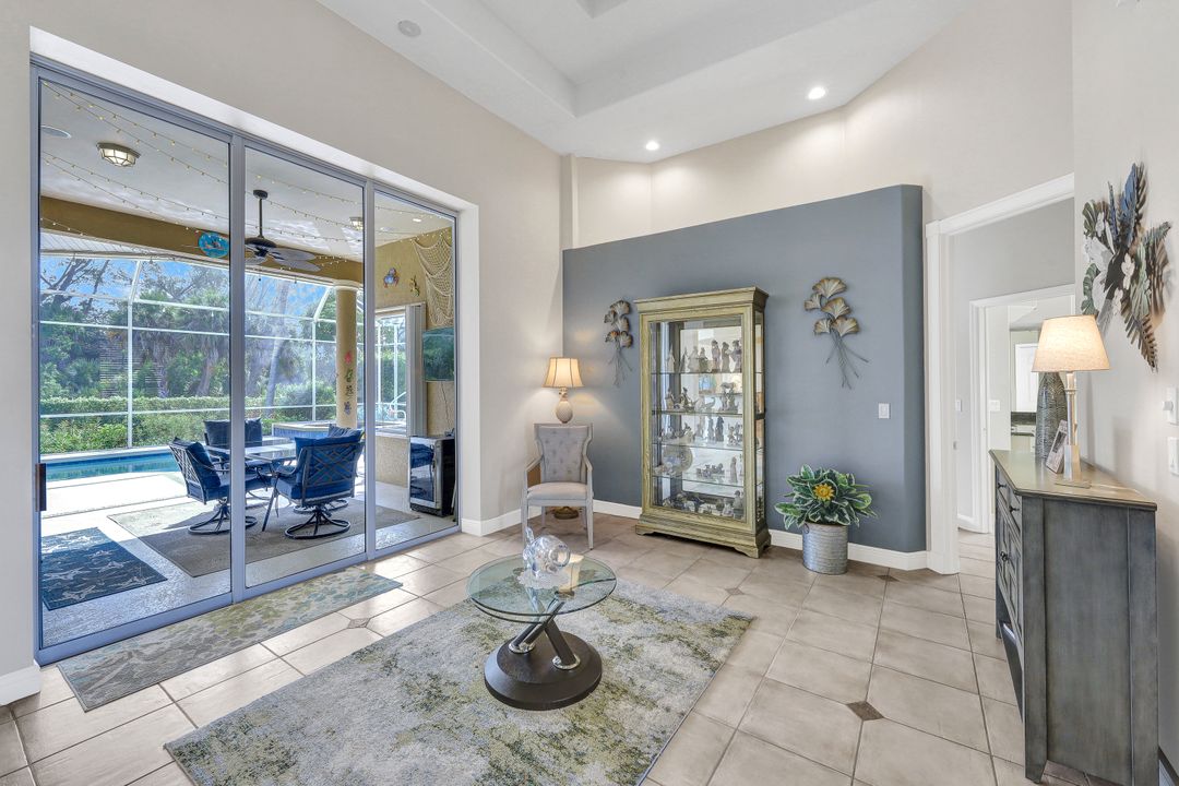 577 Somerset Ct, Marco Island, FL 34145