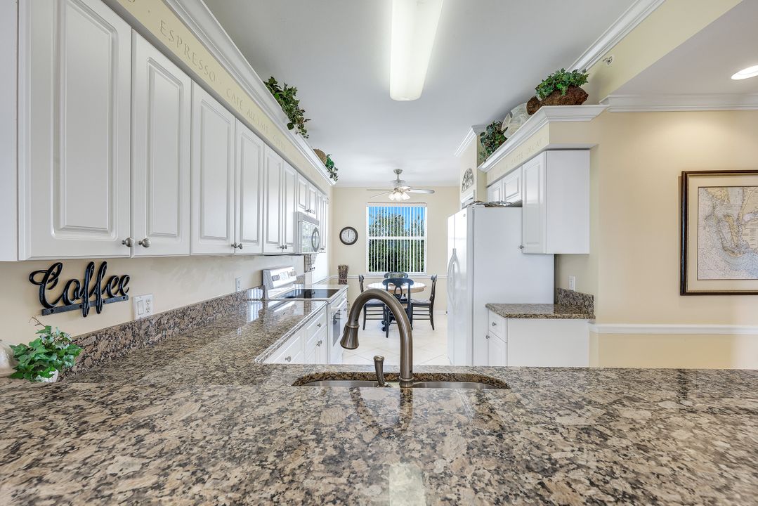 16615 Lake Cir Dr #438, Fort Myers, FL 33908