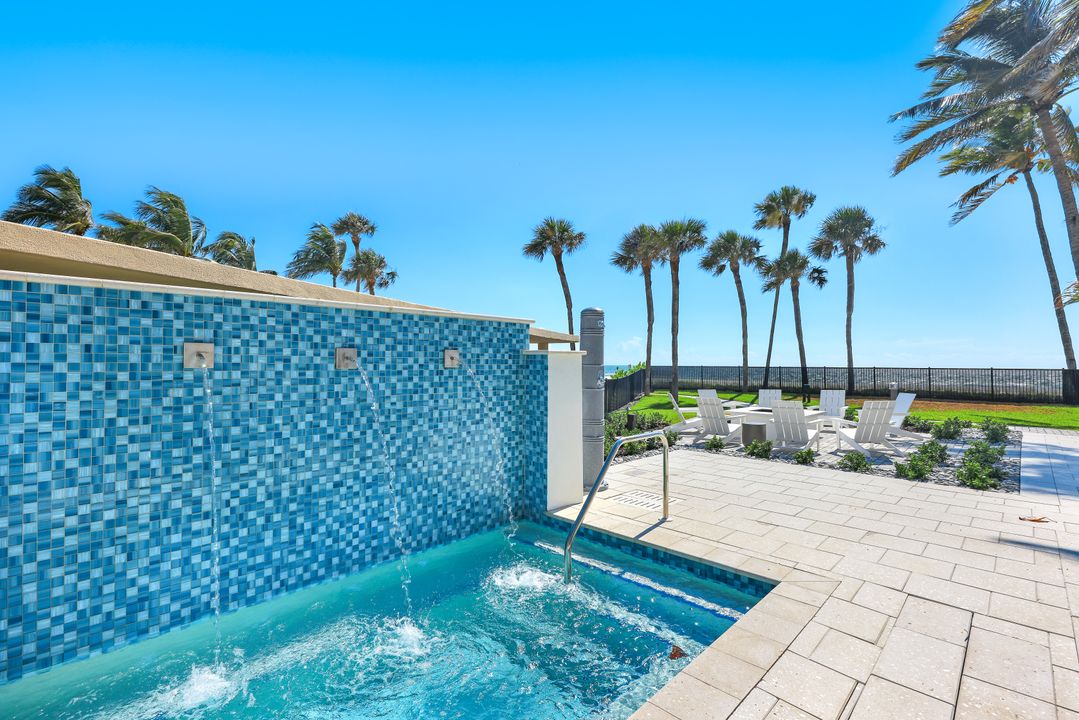 4001 Gulf Shore Blvd N #902, Naples, FL 34103
