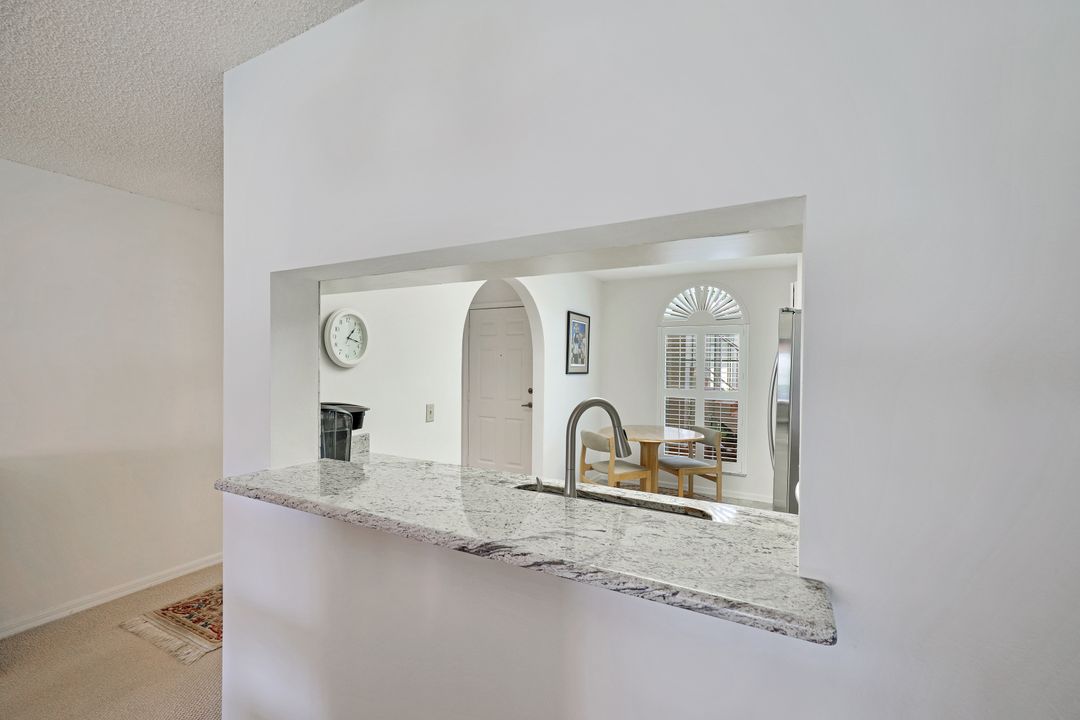 648 Mardel Ct #704, Naples, FL 34104