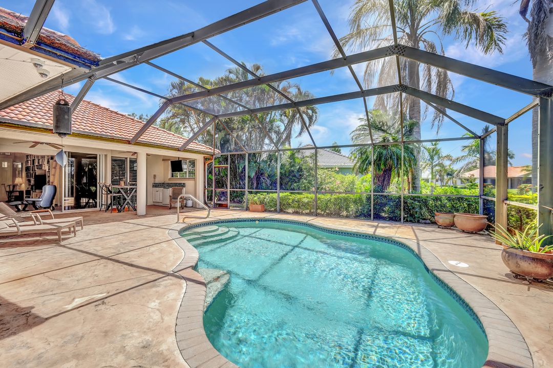 4383 Pomarine Ct, Naples, FL 34119