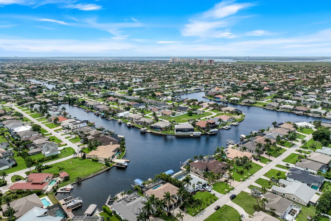 4813 SW 23rd Ave, Cape Coral, FL 33914
