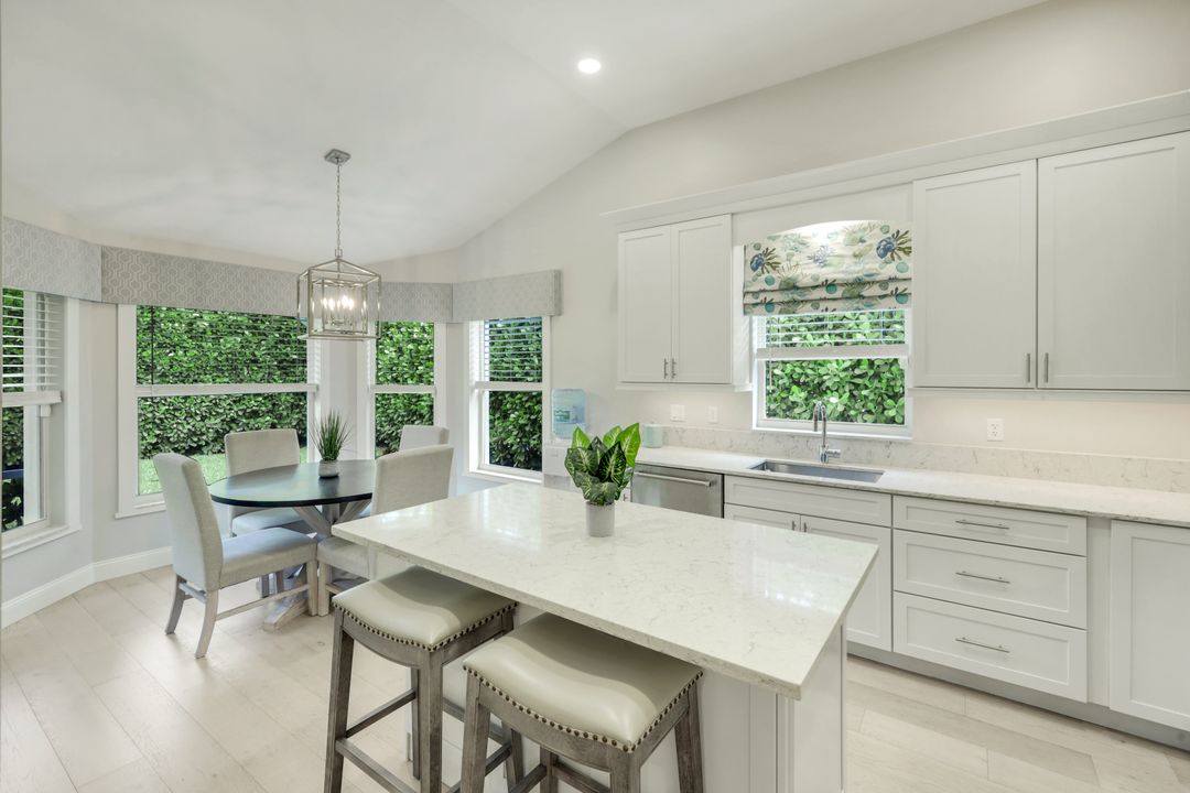 7661 San Sebastian Way, Naples, FL 34109