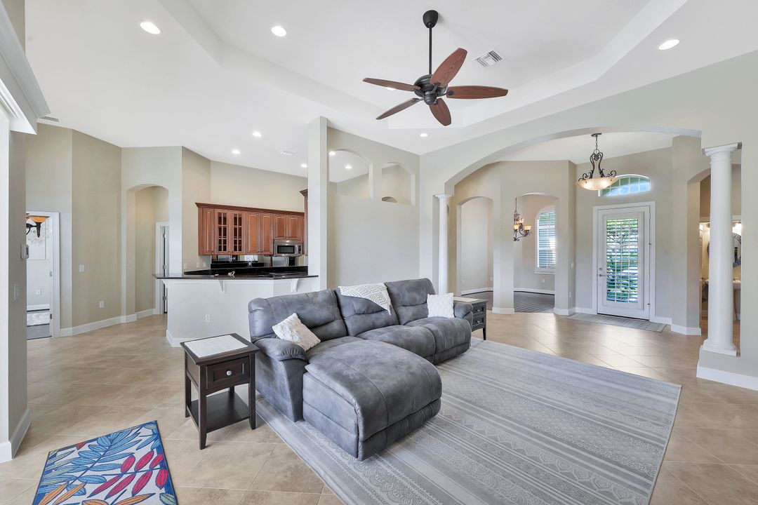 11982 Heather Woods Ct, Naples, FL 34120