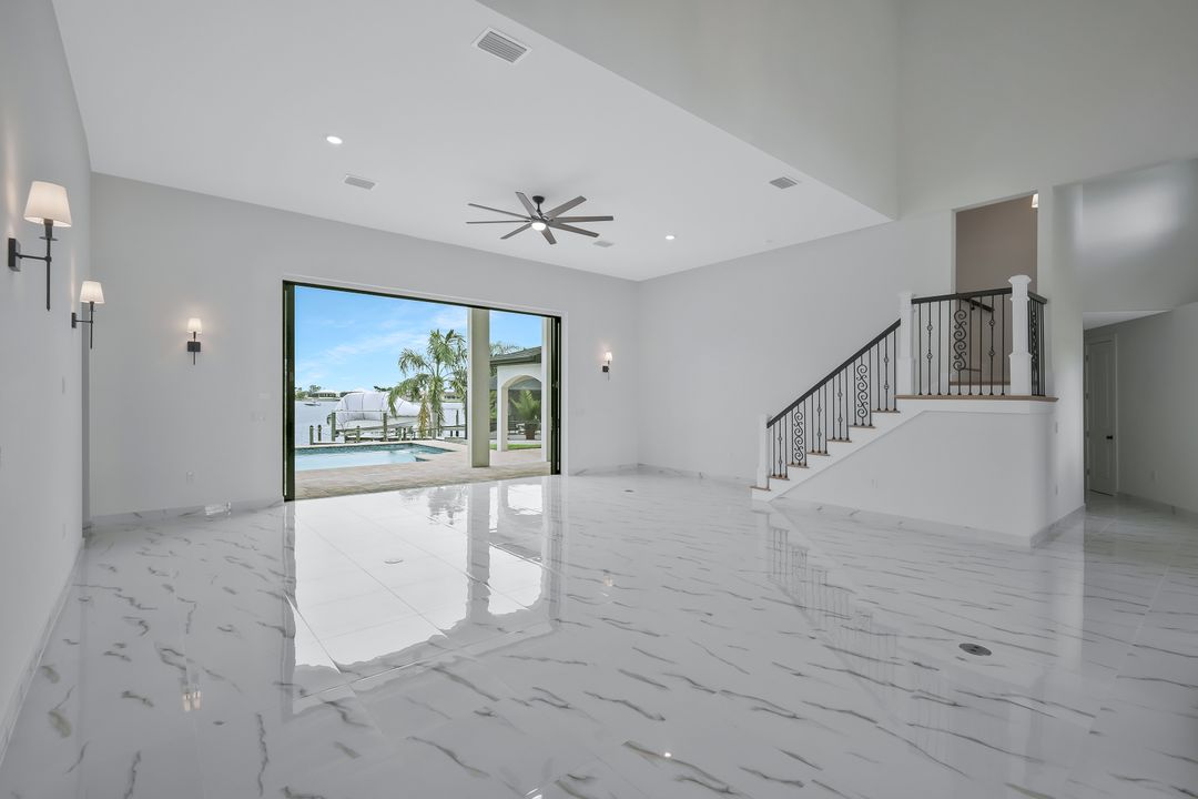 3505 NW 44th Ave, Cape Coral, FL 33993