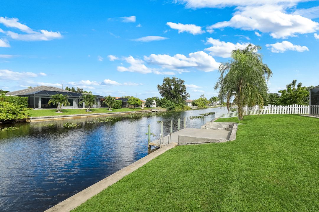 615 SW 39th Terrace, Cape Coral, FL 33914