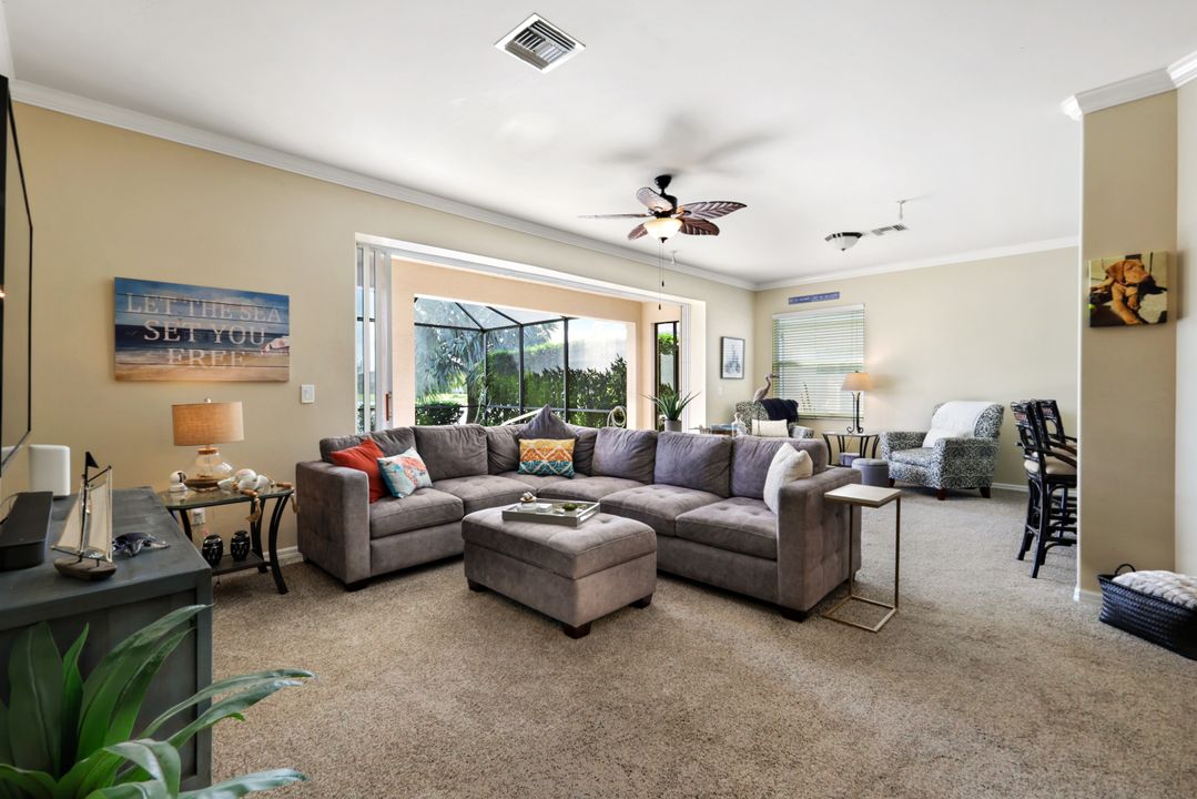 13060 Lake Meadow Dr, Fort Myers, FL 33913