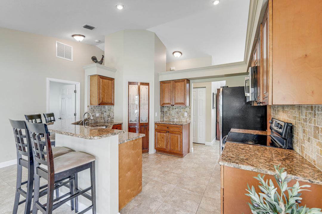 2838 SW 50th Terrace, Cape Coral, FL 33914