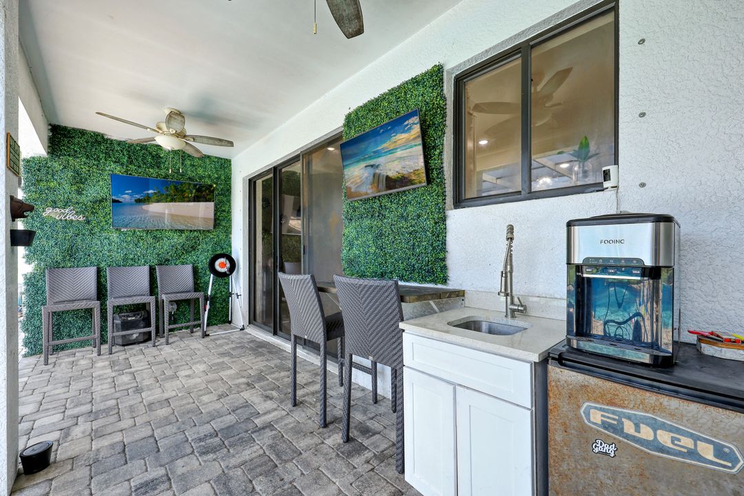 3362 56th Ave NE, Naples, FL 34120