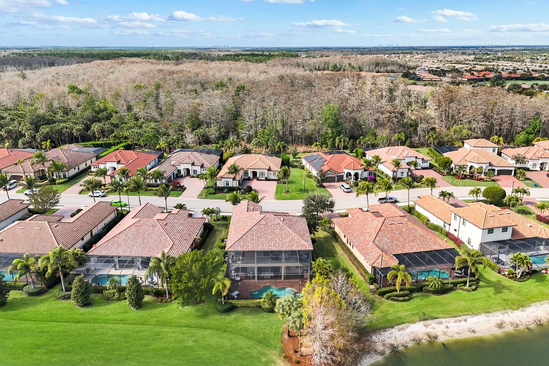 28647 Lisburn Ct, Bonita Springs, FL 34135