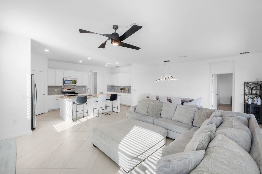 14545 Palamos Cir, Fort Myers, FL 33905