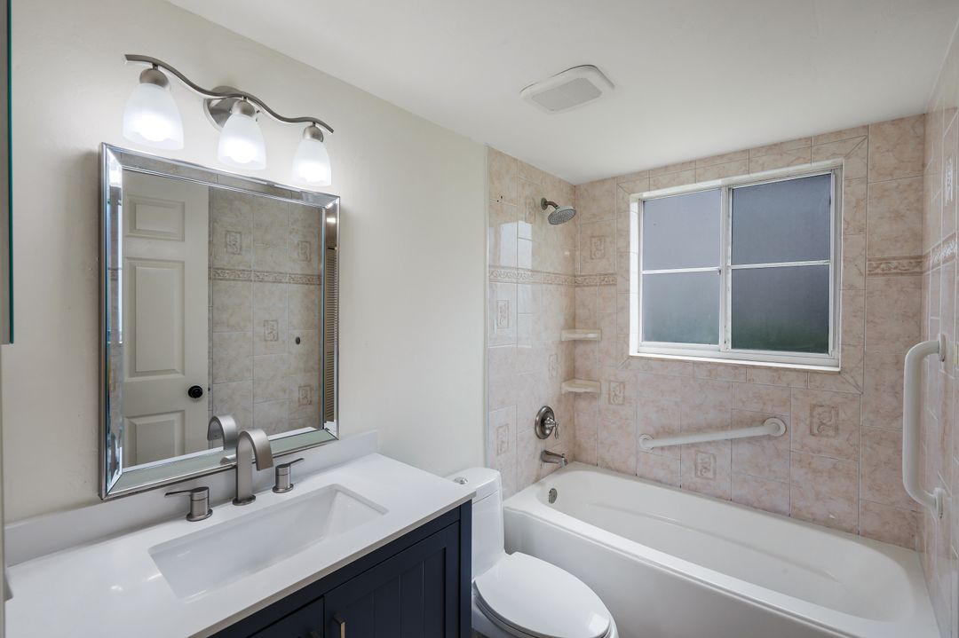 2731 Citrus Lake Dr #G101, Naples, FL 34109