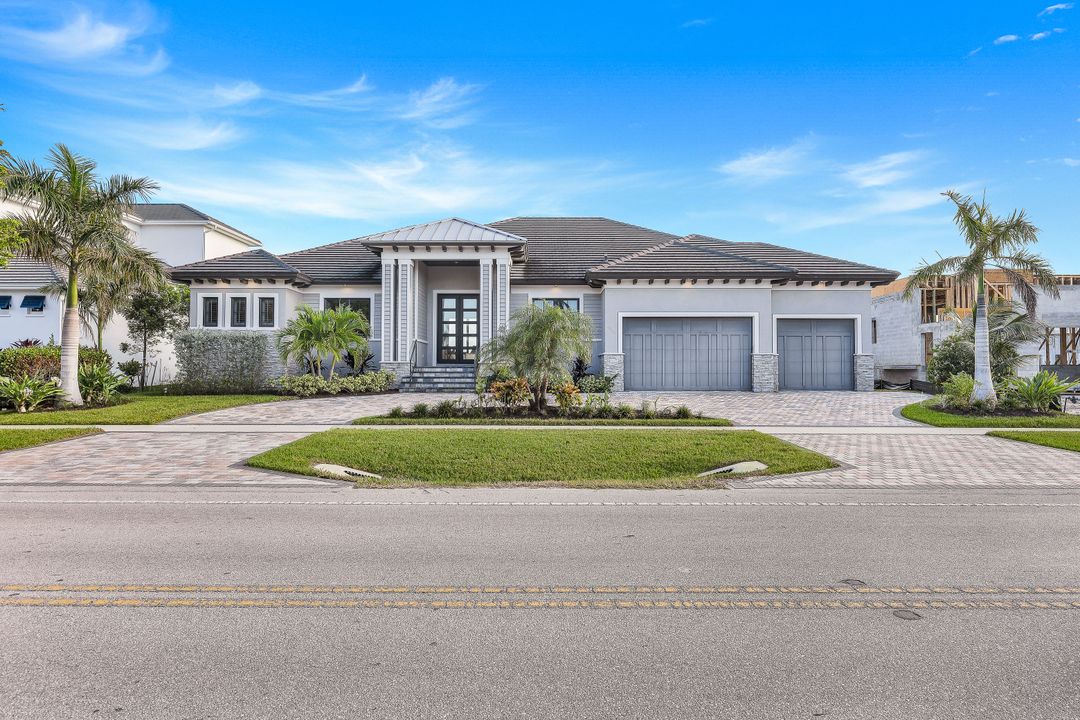 1275 Winterberry Dr, Marco Island, FL 34145