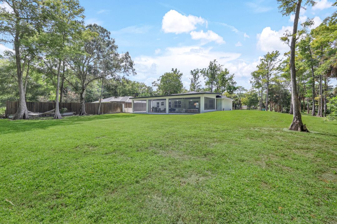 5995 Lancewood Way, Naples, FL 34116