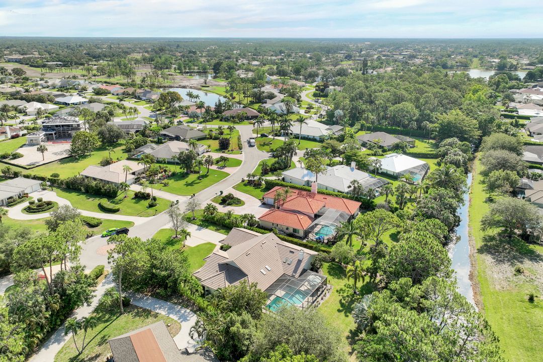 2209 Noble Ct, Naples, FL 34110