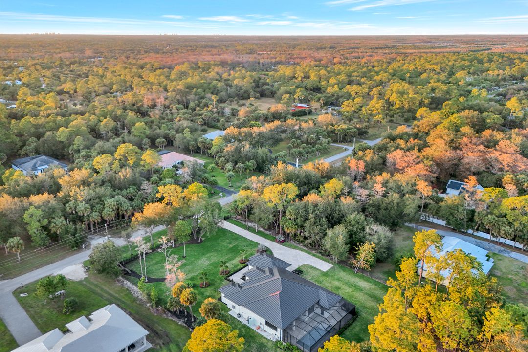 264 13th St NW, Naples, FL 34120