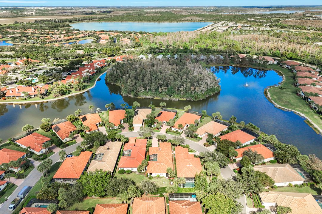 12527 Wildcat Cove Cir, Estero, FL 33928
